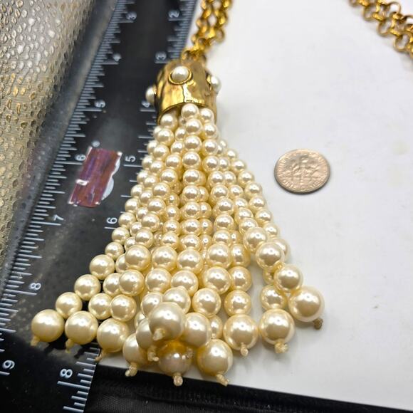 Chico's Tassel Necklace Cluster Strings Off White Creamy Beads Simulated Pearls - Picture 5 of 8